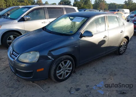 2007 Volkswagen Jetta из США, поврежденный, VIN 3VWES71K57M078470
